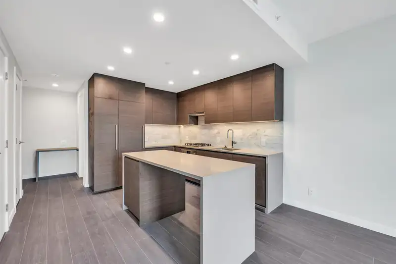 3506 2108 GILMORE AVENUE - photo 3 of 28
