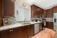 18990 67A AVENUE - thumbnail 14