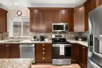 18990 67A AVENUE - thumbnail 8