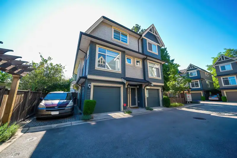 12 6033 WILLIAMS ROAD - photo 1 of 30