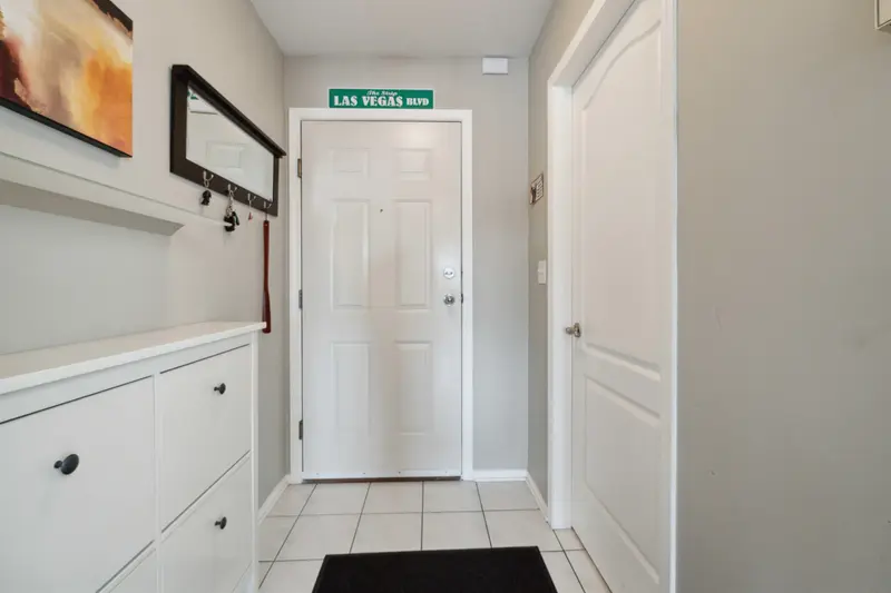 402 12025 207A STREET - photo 4 of 25