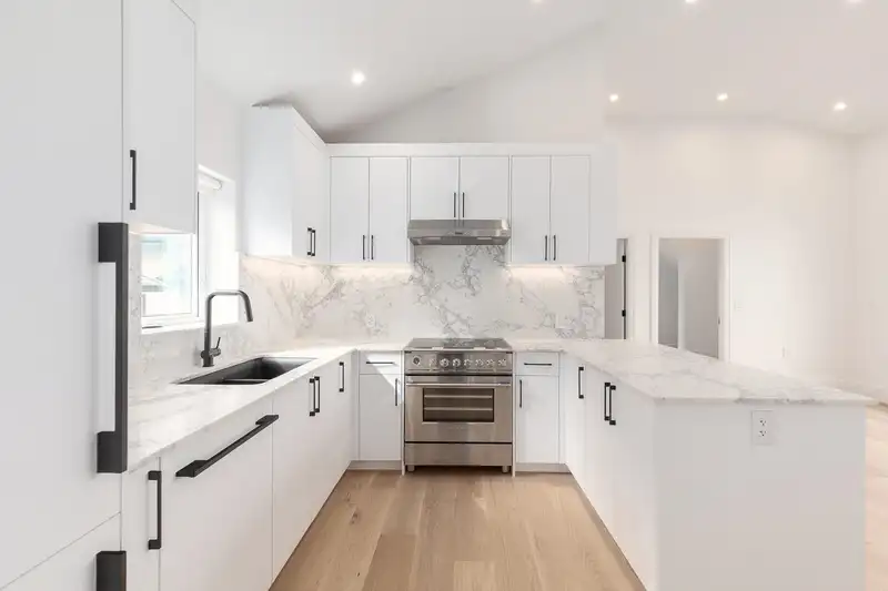 849 E 19TH AVENUE - photo 3 of 17