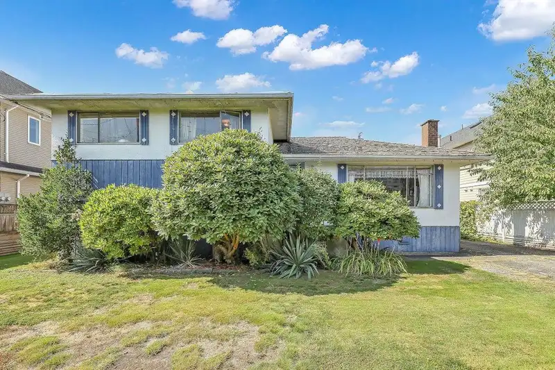 7291 GILBERT ROAD - photo 1 of 28