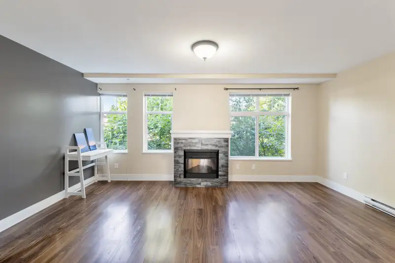 83 15833 26 AVENUE - photo 3 of 34
