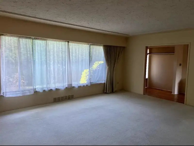 8280 FRANCIS ROAD - photo 3 of 6