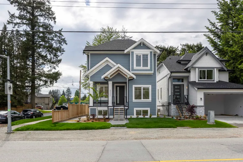 3321 OXFORD STREET - photo 2 of 25