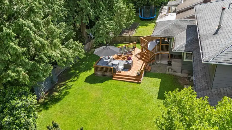 4368 ARUNDEL ROAD - photo 3 of 34