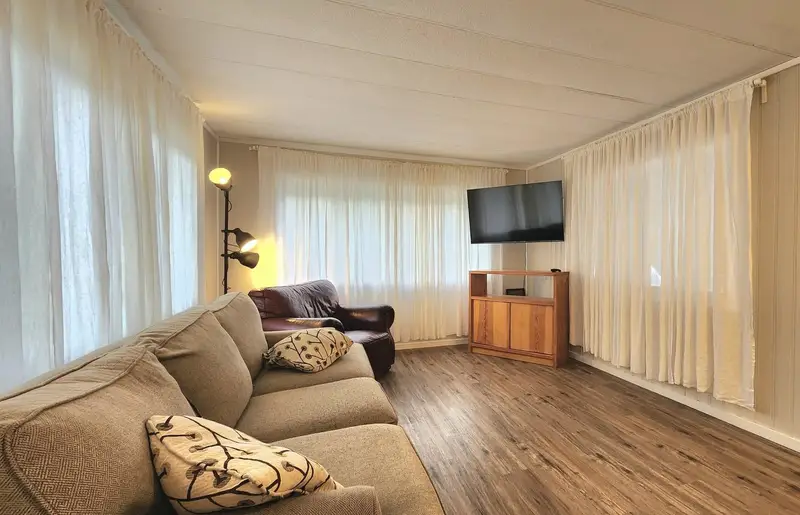 9304 UPPER LILLOOET RIVER FSR - photo 3 of 25