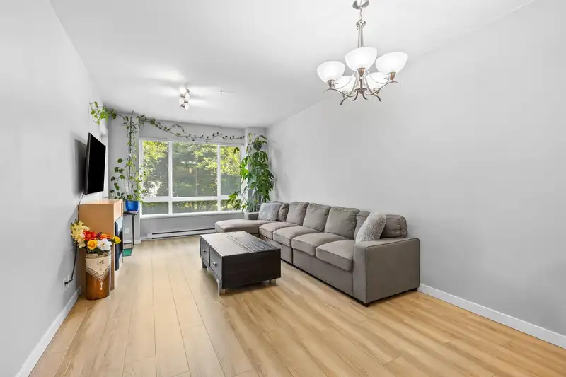 208 2943 NELSON PLACE - photo 4 of 40