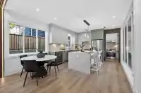 7808 WILTSHIRE BOULEVARD - thumbnail 4