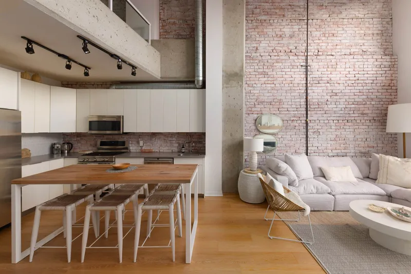 308 27 ALEXANDER STREET - photo 4 of 25