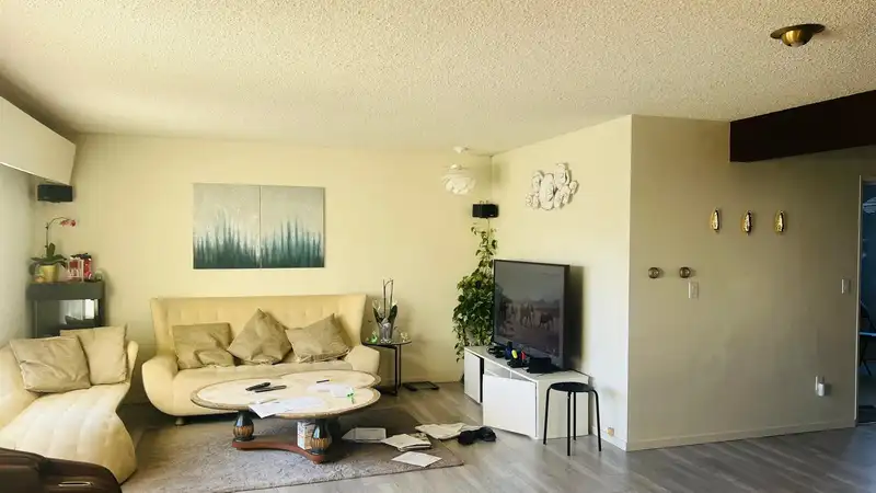 753 E 55TH AVENUE - photo 3 of 8