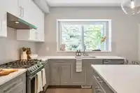 30 1871 165A STREET - thumbnail 3