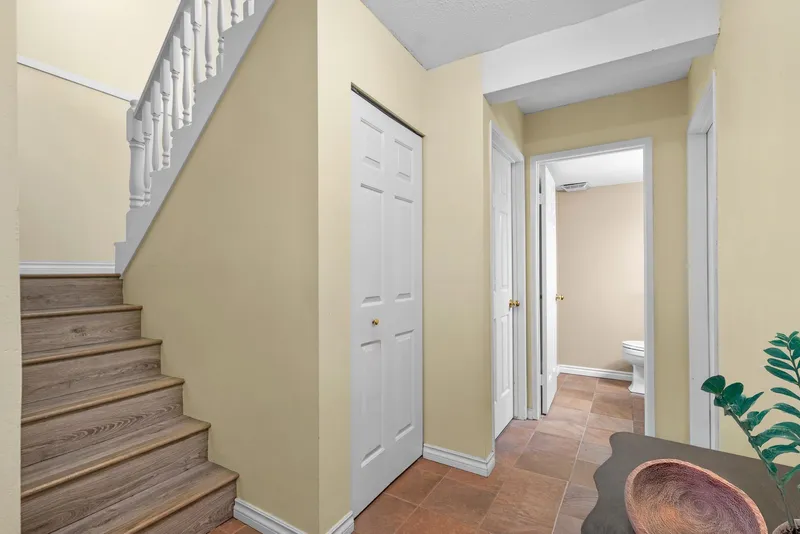 8531 TIMBER COURT - photo 4 of 25