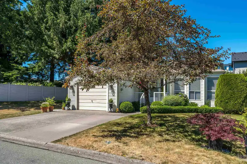 43 2345 CRANLEY DRIVE - photo 3 of 40
