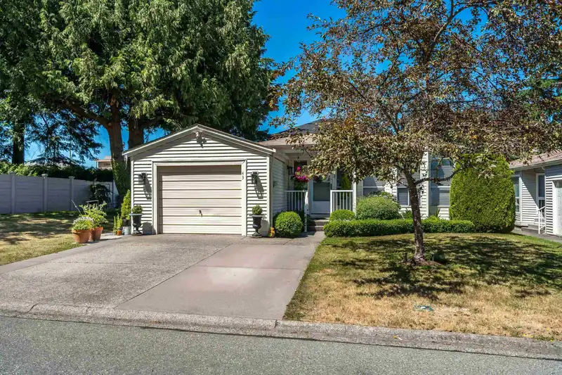 43 2345 CRANLEY DRIVE - photo 4 of 40
