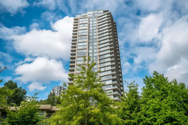 2908 2133 DOUGLAS ROAD - photo 1 of 19