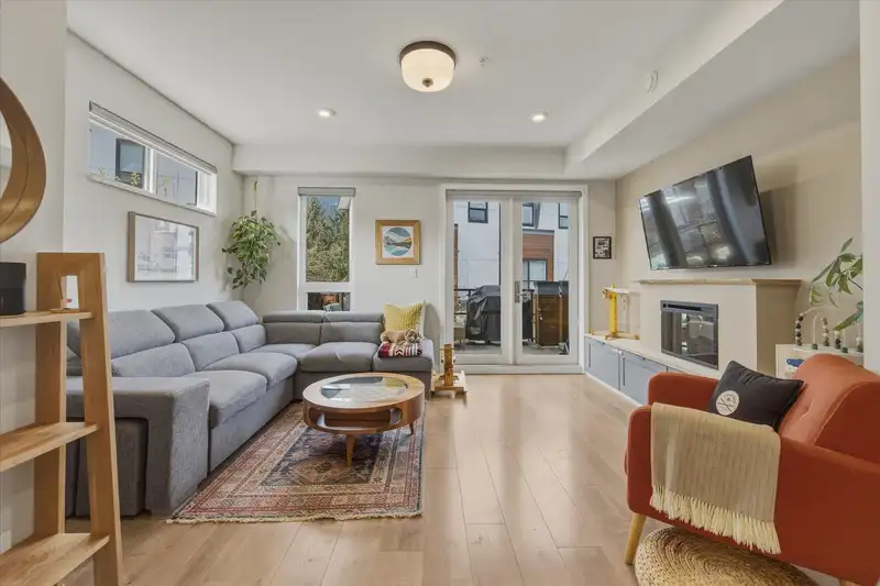 87 1188 MAIN STREET - photo 4 of 40
