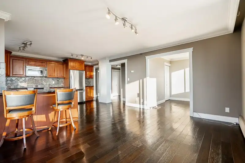 804 7171 BERESFORD STREET - photo 4 of 26