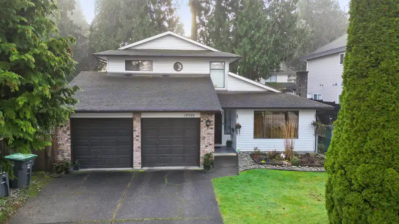 12920 68 AVENUE - photo 2 of 28