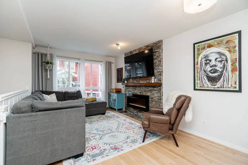 164 15168 36 AVENUE - photo 4 of 25