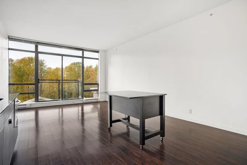 613 121 BREW STREET - photo 4 of 25