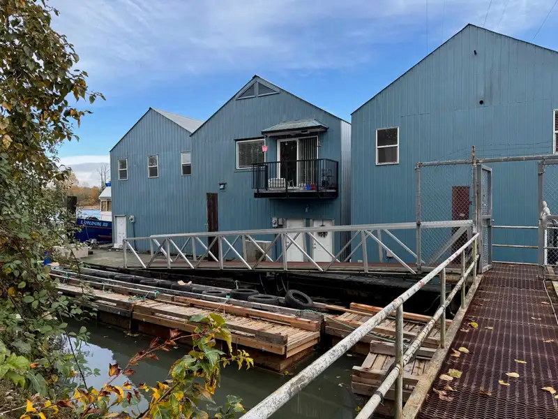 4 23226 DYKE ROAD - photo 1 of 19