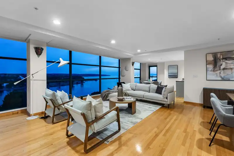 901 1233 BEACH AVENUE - photo 4 of 40