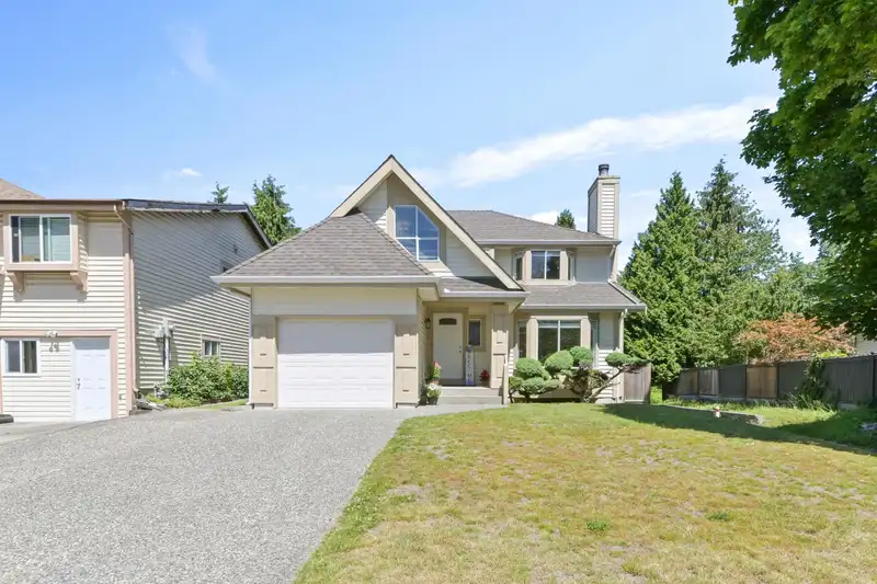 15183 97B AVENUE - photo 1 of 29