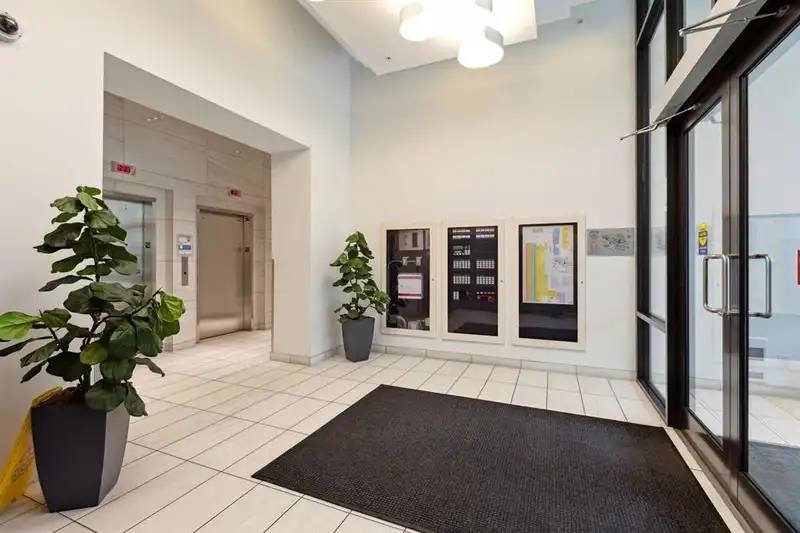 1805 5470 ORMIDALE STREET - photo 2 of 15