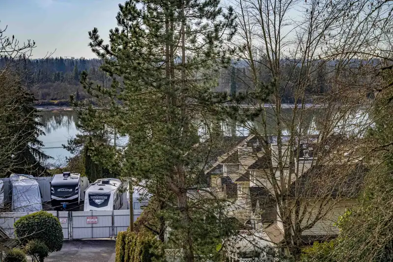 225 22611 116 AVENUE - photo 4 of 40