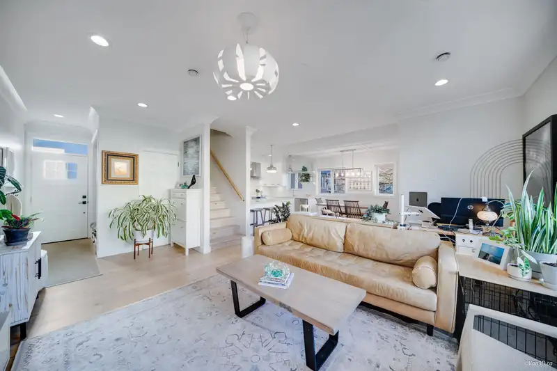 1609 FRANCES STREET - photo 3 of 33