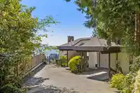 2440 QUEENS AVENUE - thumbnail 3