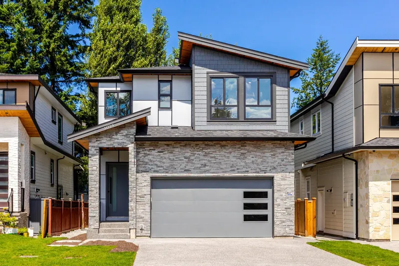 11729 85A AVENUE - photo 1 of 25