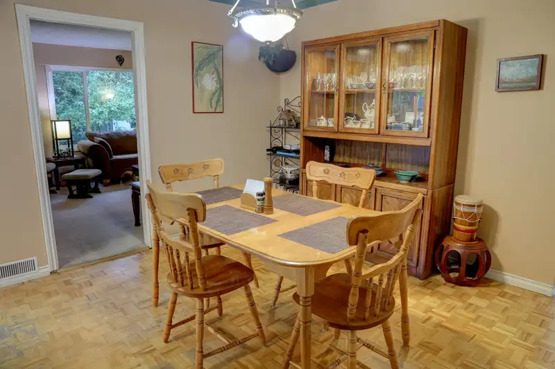 11324 79A AVENUE - photo 3 of 35