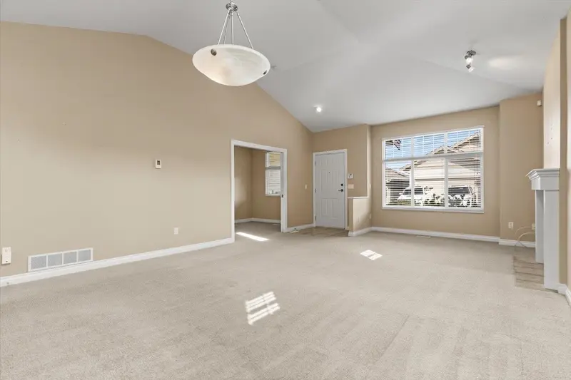 63 5700 JINKERSON ROAD - photo 3 of 25