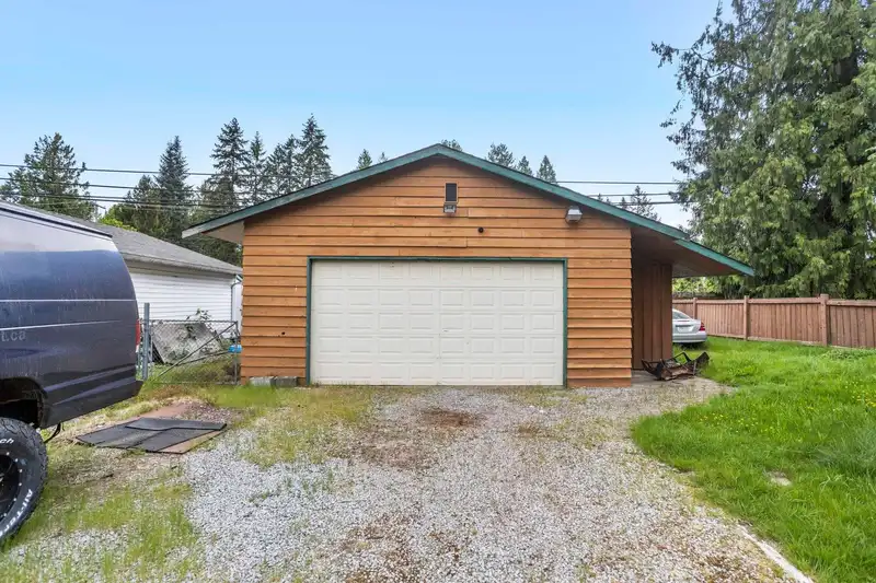 11750 FRASERVIEW STREET - photo 3 of 32