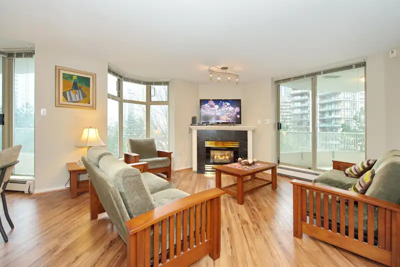 606 6188 PATTERSON AVENUE - photo 3 of 40
