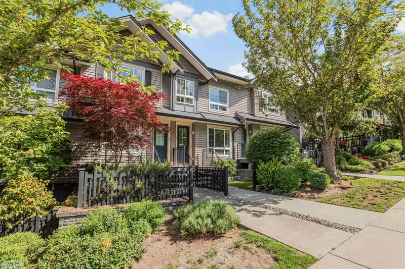 11 21867 50 AVENUE - photo 3 of 40