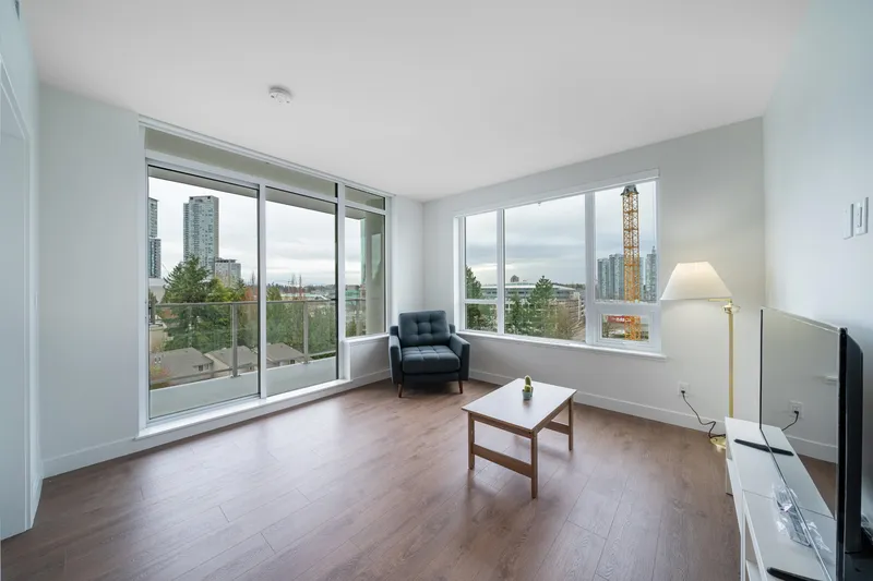 402 13359 OLD YALE ROAD STREET - photo 2 of 24