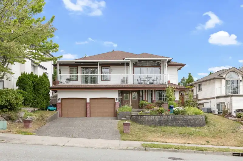 2635 PANORAMA DRIVE - photo 1 of 36