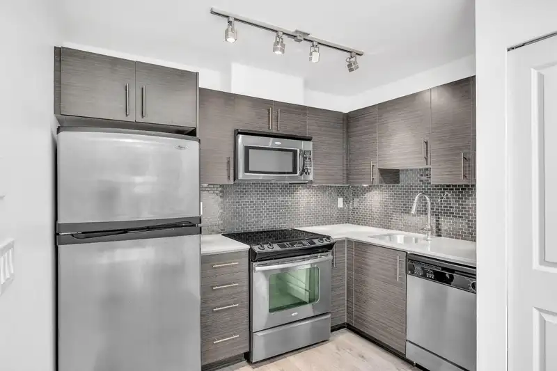 PH3 1533 E 8TH AVENUE - photo 4 of 26