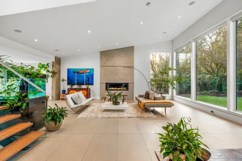 388 HIDHURST PLACE - photo 3 of 25