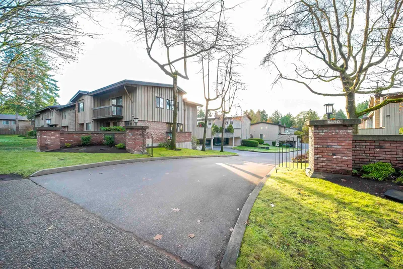 72 3180 E 58TH AVENUE - photo 2 of 25