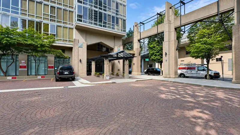 2204 950 CAMBIE STREET - photo 2 of 35