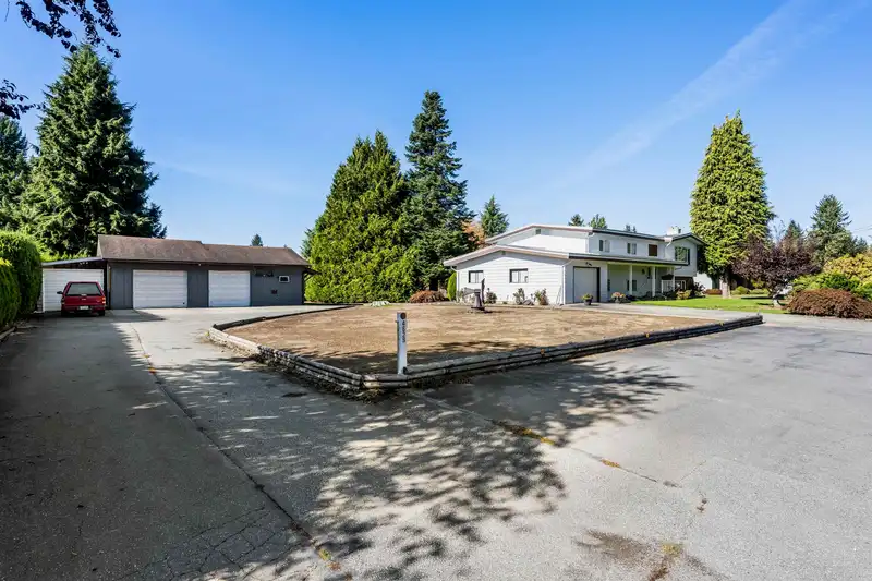 4629 239 STREET - photo 3 of 34