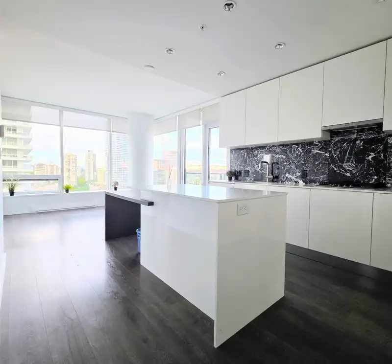 1102 1955 SE ALPHA WAY - photo 2 of 14