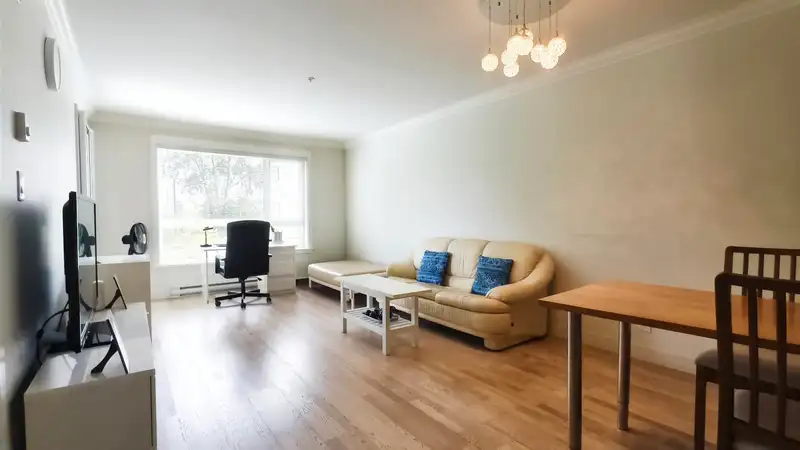 209 7058 14TH AVENUE - photo 2 of 18