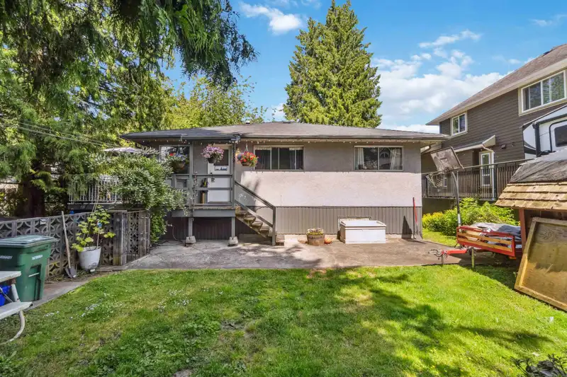 6259 CANADA WAY - photo 2 of 21