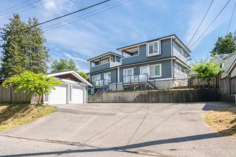 3969 NITHSDALE STREET - photo 2 of 34